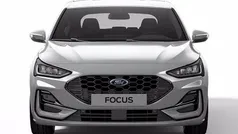 Moondust silver Nuova 2025 Ford Focus Active Tre volumi | 23.950 € (Buon prezzo)