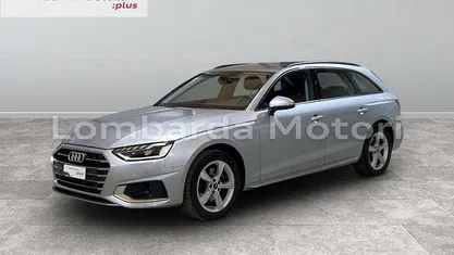 Usata Audi A4 Advanced Plus 163 CV (119 kW) 2023 Argento fioretto metallizzato Station wagon