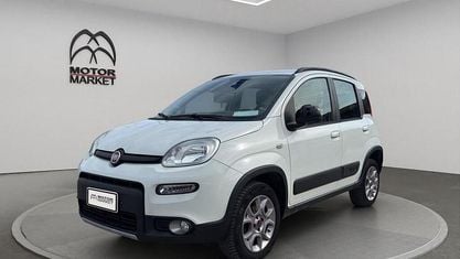 Gebraucht Fiat Panda 4x4 S 95 PS (69 kW) 2016 Weiß Kleinwagen