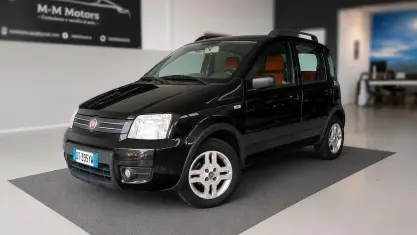 Usata Fiat Panda Climbing 60 CV (44 kW) 2009 Nero Utilitaria