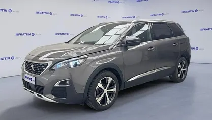 Grigio scuro Usata 2017 Peugeot 5008 GT-line SUV | 14.490 € (Buon prezzo)