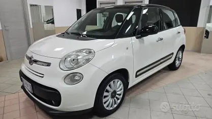 Usata Fiat 500L Lounge 105 CV (77 kW) 2015 Bianco Monovolume
