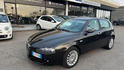 Usata Alfa Romeo 147 Progression 150 CV (110 kW) 2006 Nero Utilitaria