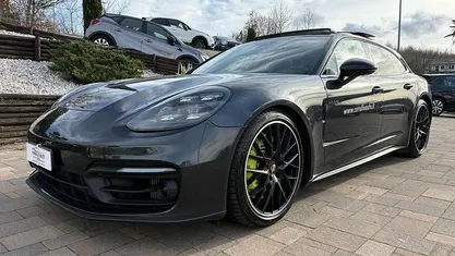 Usata Porsche Panamera Sport Turismo 560 CV (411 kW) 2021 Grigio Station wagon