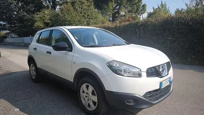 Bianco Usata 2011 Nissan Qashqai SUV | 4800 € (Ottimo prezzo)