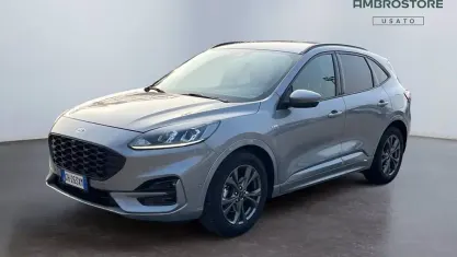 Usata Ford Kuga ST-Line 120 CV (88 kW) 2022 Solar silver SUV