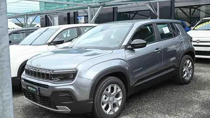 Usata 2025 Jeep Avenger Altitude SUV | 20.900 € (Ottimo prezzo)