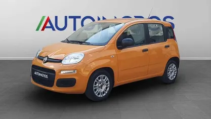 Arancione Usata 2022 Fiat Panda S Due volumi | 10.100 € (Buon prezzo)