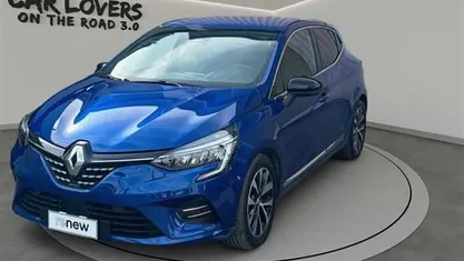 Usata Renault Clio V Techno 145 CV (106 kW) 2023 Blu scuro Utilitaria