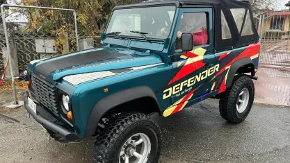 Occasion Land Rover Defender 122 ch (89 kW) 1998 Bleue Cabriolet