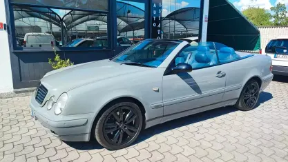 Usata Mercedes CLK230 Elegance 193 CV (141 kW) 1999 Grigio Cabrio