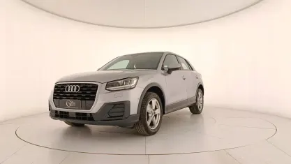 Usata Audi Q2 Business 116 CV (85 kW) 2018 Argento SUV