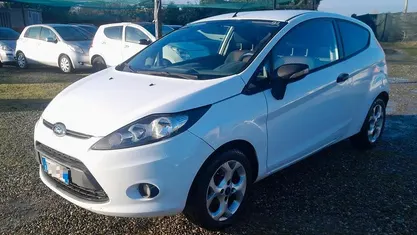 Usata Ford Fiesta 68 CV (50 kW) 2009 Utilitaria