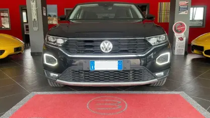 Usata VW T-Roc Style 150 CV (110 kW) 2019 Nero SUV