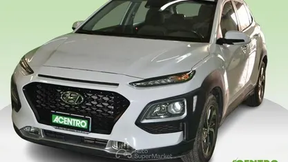 Usata Hyundai Kona 105 CV (77 kW) 2020 Bianco SUV