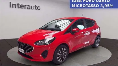 Rosso metallizzato Usata 2023 Ford Fiesta Titanium Berlina | 14.990 € (Buon prezzo)