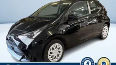 Usata 2021 Toyota Aygo X-play Due volumi | 10.900 € (Buon prezzo)
