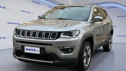 Grigio Usata 2020 Jeep Compass Limited SUV | 17.890 € (Buon prezzo)