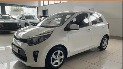 Begagnad Kia Picanto Urban 67 HK (49 kW) 2022 Vit Halvkombi