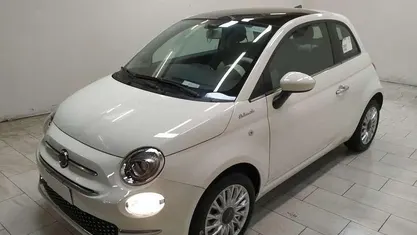 Usata 2023 Fiat 500 Dolcevita Tre volumi | 19.990 €