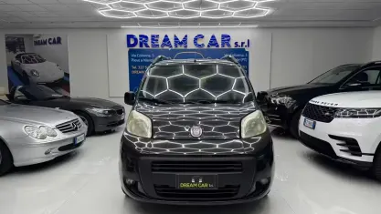 Usata Fiat Qubo Trekking 95 CV (69 kW) 2012 Nero Monovolume