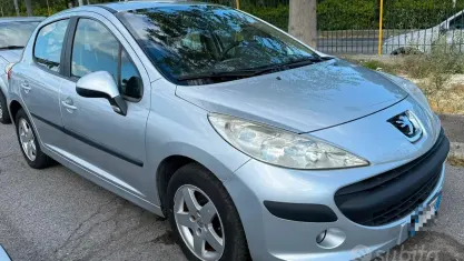 Usata Peugeot 207 68 CV (50 kW) 2008 Grigio Berlina