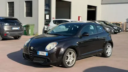 Usata Alfa Romeo MiTo Progression 105 CV (77 kW) 2011 Nero Utilitaria