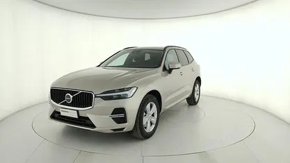 Usata Volvo XC60 Core 197 CV (144 kW) 2022 Argento SUV