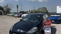 Nero Usata 2012 Renault Clio IV Tre volumi | 3000 € (Super prezzo)