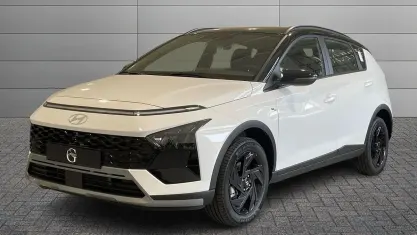 Nuova Hyundai Bayon 90 CV (66 kW) 2026 Atlas white + black roof SUV