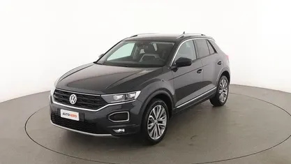 Usata VW T-Roc Advance 150 CV (110 kW) 2018 Grigio SUV