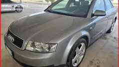 Grigio Usata 2005 Audi A4 Tre volumi | 2700 € (Buon prezzo)