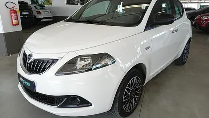 Usata Lancia Ypsilon S 69 CV (50 kW) 2024 Utilitaria