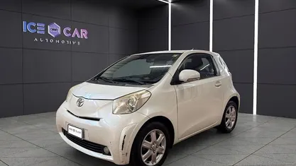 Usata Toyota iQ 68 CV (50 kW) 2009 Bianco Utilitaria