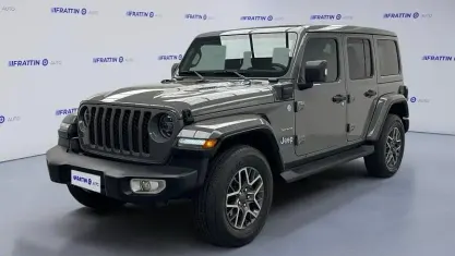 Usata Jeep Wrangler Unlimited Sahara 379 CV (278 kW) 2022 Grigio scuro SUV