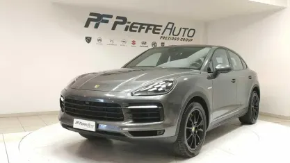 Usata Porsche Cayenne 340 CV (250 kW) 2021 Grigio grafite SUV