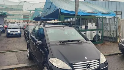 Nero Usata 2008 Mercedes A180 Avantgarde Tre volumi | 2250 € (Ottimo prezzo)