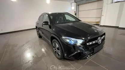 Nuova Mercedes GLA200 Advanced 150 CV (110 kW) 2026 Nero SUV