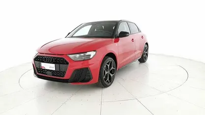 Rosso Nuova 2025 Audi A1 Sportback Due volumi | 32.950 €