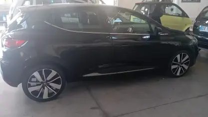 Usata Renault Clio IV 75 CV (55 kW) 2018 Nero Berlina