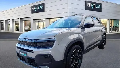 Usata 2025 Jeep Avenger Summit SUV | 23.500 € (Buon prezzo)