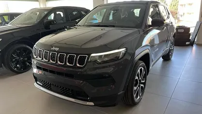 Usata Jeep Compass Altitude 131 CV (96 kW) 2025 SUV