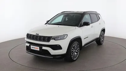 Bianco Usata 2024 Jeep Compass Summit SUV | 27.499 € (Buon prezzo)