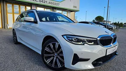 Bianco Usata 2022 BMW 320 Sport Line Station wagon | 25.500 € (Buon prezzo)