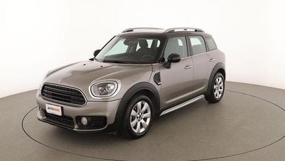 Begagnad Mini One D Countryman 115 HK (84 kW) 2018 Guld SUV