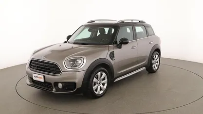 Usata Mini One D Countryman 115 CV (84 kW) 2018 Oro SUV