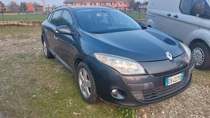 Usata Renault Mégane GrandTour Luxe 110 CV (80 kW) 2010 Grigio Station wagon