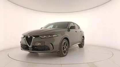 Usata Alfa Romeo Tonale Ti 160 CV (117 kW) 2023 Grigio scuro SUV