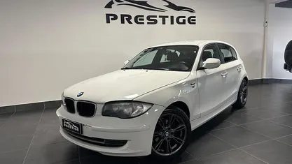 Bianco Usata 2010 BMW 116 Due volumi | 5800 €