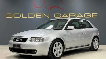 Usata Audi S3 210 CV (154 kW) 2001 Grigio Utilitaria